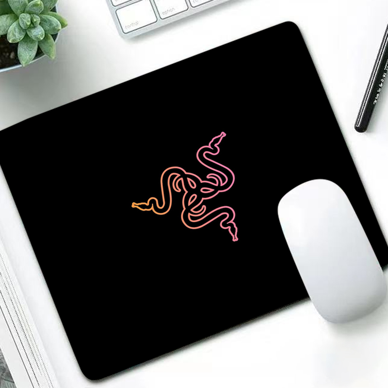 Laptop Accessories Bundle - Razer Luxury Mouse Pad Anime Gamer